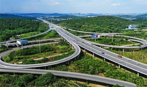 安源钢筋套筒应用于高速公路